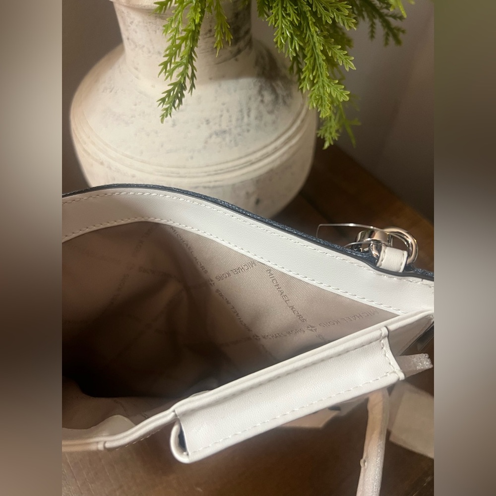 Michael Kors Denim Wristlet (NWT) - Picture 10 of 11